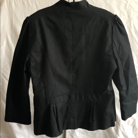 Blazer - Picture 4 of 5